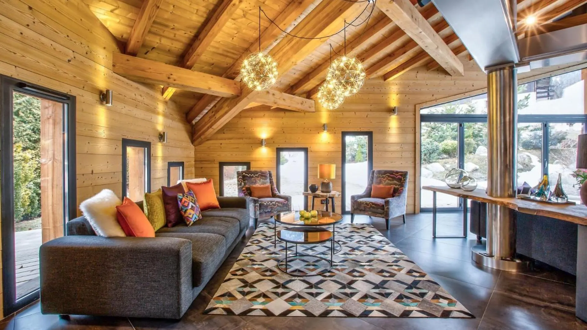 Roig Sapphire ***** Villa Chamonix 0*,