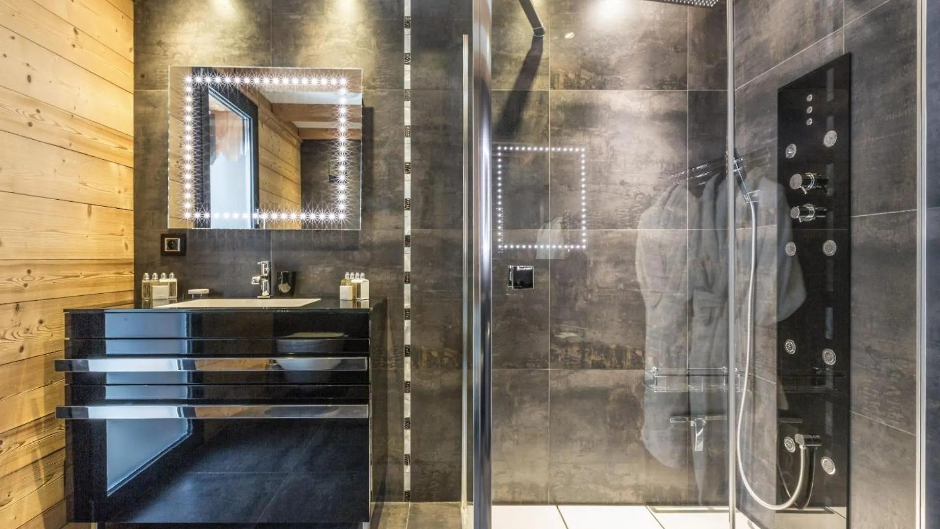 Roig Sapphire ***** Villa Chamonix Chalet